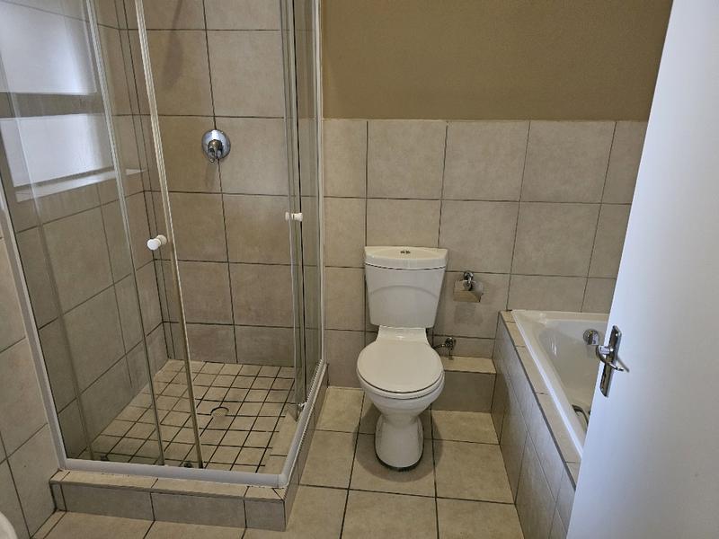 To Let 2 Bedroom Property for Rent in Burgundy Estate Western Cape